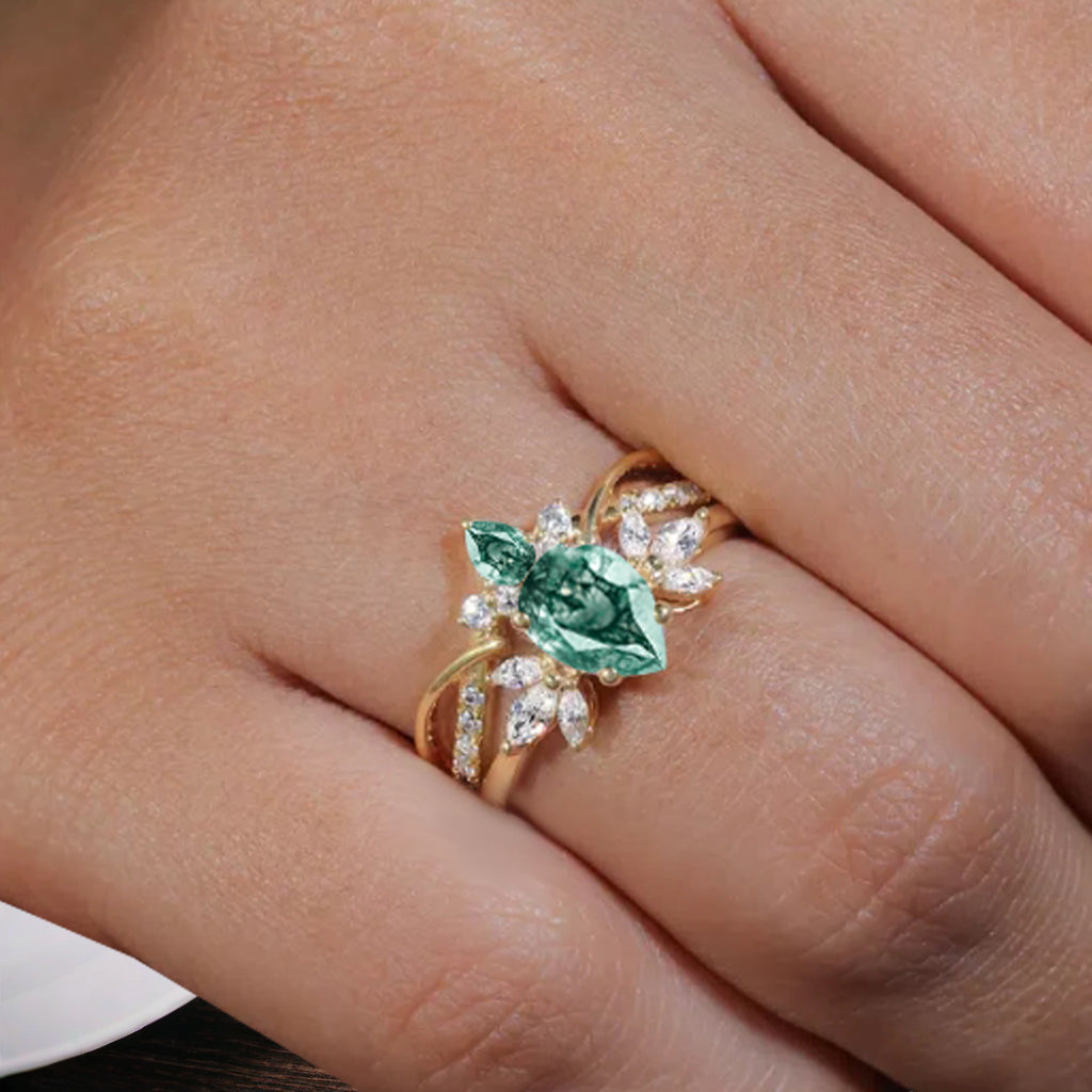Vintage Moss Agate Engagement Ring Set Women Unique Rose Gold Pear Shaped Cluster Ring Green Agate Wedding Ring Bridal Anniversary Gift Ring