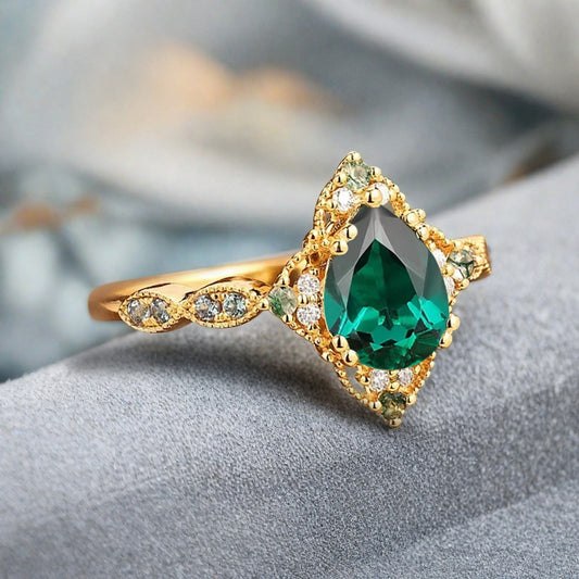 Vintage Emerald Engagement Ring Pear Shape Deep-Green Gemstone Anniversary Ring Solid Gold Solitaire Unique Emerald Ring for Women