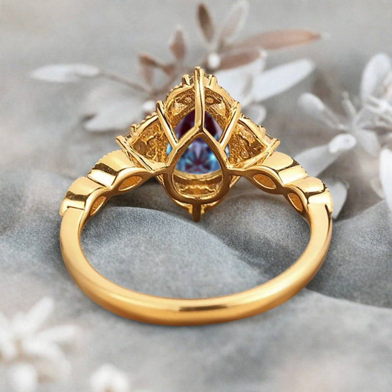 Vintage Alexandrite Engagement Ring Pear Shape Purple-Blue Gemstone Anniversary Ring Solid Gold Solitaire Unique Alexandrite Ring for Women