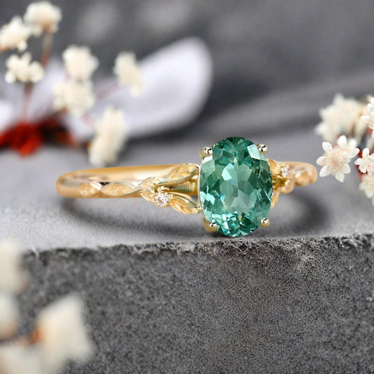 Oval Tsavorite Engagement Ring Vintage Rose Gold White Ring Women Moissanite Twisted Hollow Wedding Ring Bridal Promise Ring