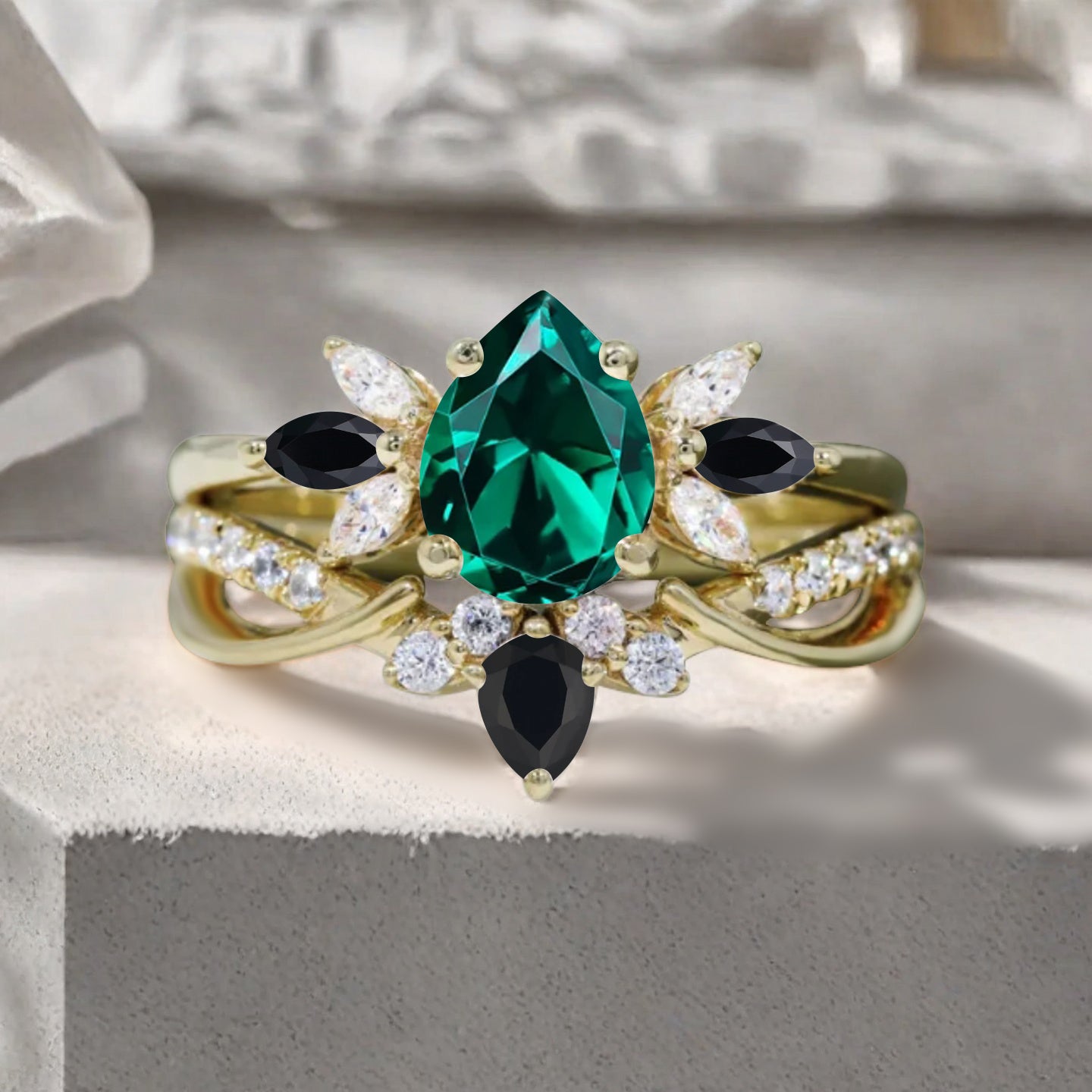 Vintage Emerald Engagement Ring Set Women Unique Rose Gold Pear Shaped Cluster Ring Black Onyx Wedding Ring Bridal Anniversary Gift Ring