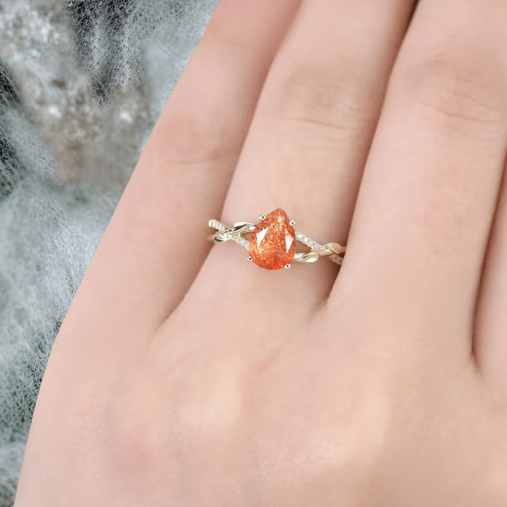 Vintage Unique Sunstone Ring 14K Solid Gold Pear Cut Orange Gemstone Engagement Ring Moissanite Promise Ring Anniversary Gift For Women