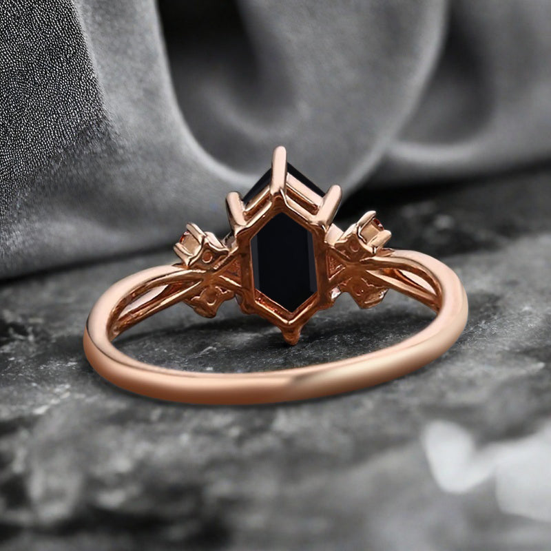 Bague de fiançailles vintage en saphir bleu-vert taille hexagonale Bague de promesse de mariage en saphir bleu-vert