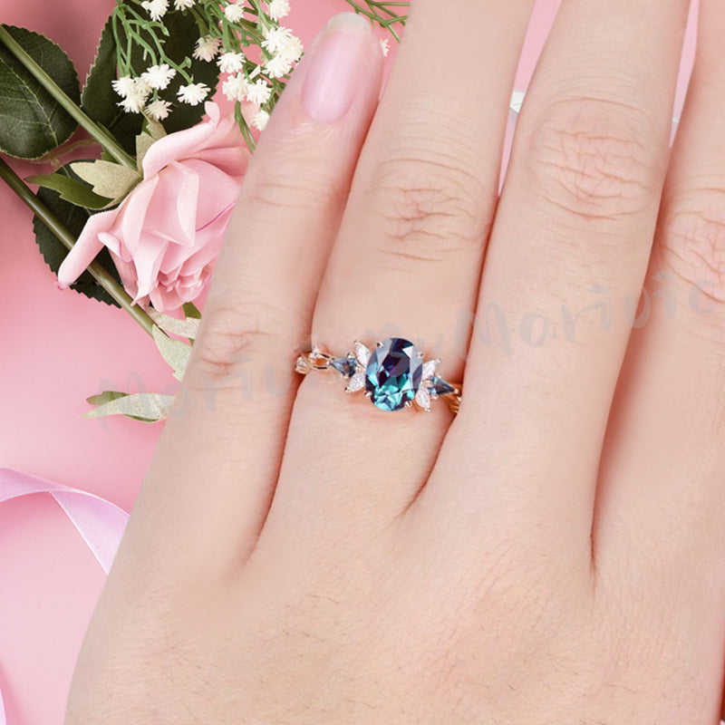 Bague de fiançailles vintage ovale en pierre de lune, bague de promesse unique en opale et moissanite