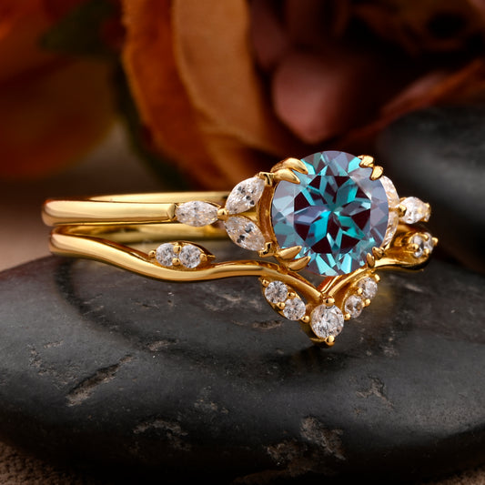 Round Cut Alexandrite Engagement Women Ring Vintage Yellow Gold Alexandrite Bridal Ring Set Art Deco Moissanite Wedding Anniversary Ring Set