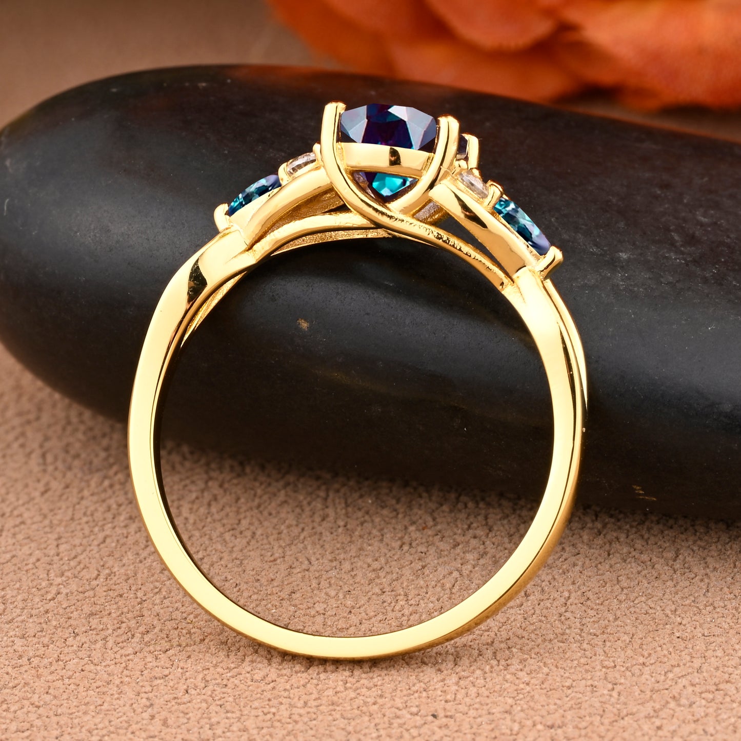 Bague de fiançailles en pierre de soleil ovale, bague de mariage unique en moissanite, cadeau pour elle
