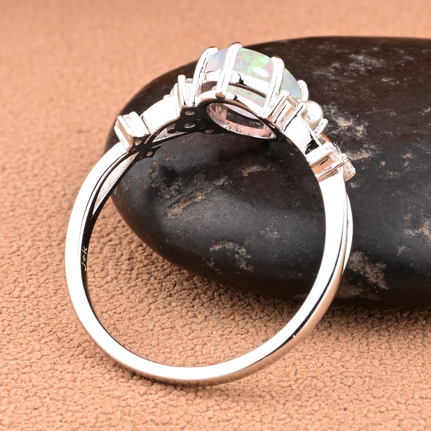 Bague de fiançailles vintage ovale en pierre de lune, bague de promesse unique en opale et moissanite