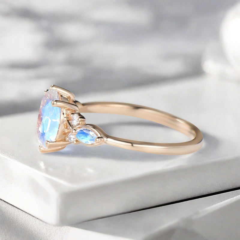 Vintage Oval Mondstein Verlobungsring Unikat Opal Moissanit Versprechensring