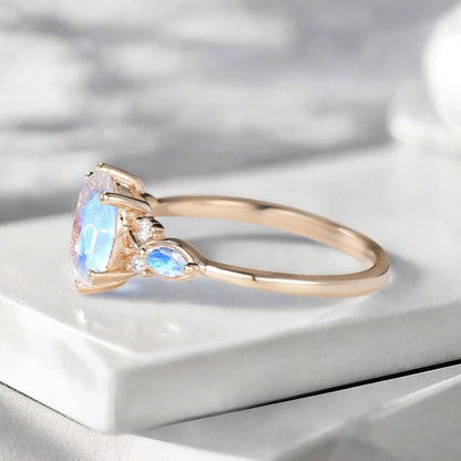 Vintage Oval Mondstein Verlobungsring Unikat Opal Moissanit Versprechensring
