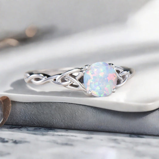 Vintage Oval Mondstein Verlobungsring Unikat Opal Moissanit Versprechensring