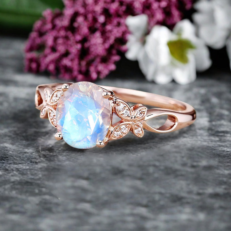 Vintage Oval Mondstein Verlobungsring Unikat Opal Moissanit Versprechensring