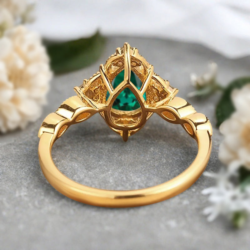 Vintage Emerald Engagement Ring Pear Shape Deep-Green Gemstone Anniversary Ring Solid Gold Solitaire Unique Emerald Ring for Women
