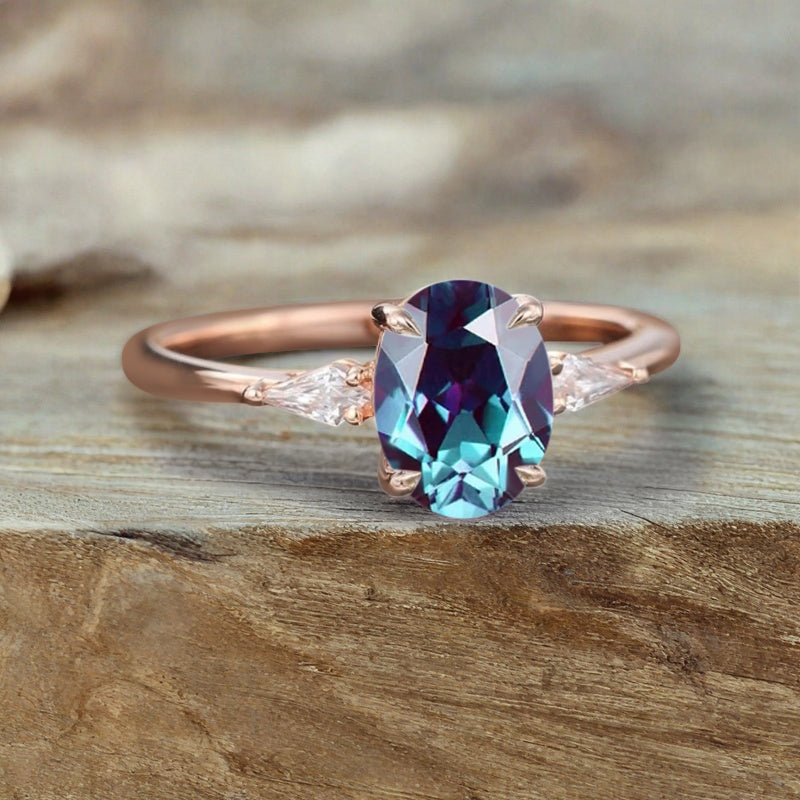 Bague de fiançailles vintage ovale en pierre de lune, bague de promesse unique en opale et moissanite