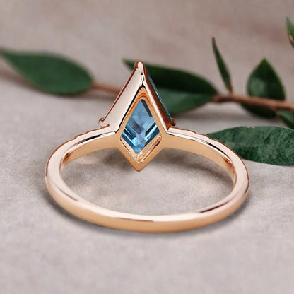 Kite cut Aquamarine engagement ring Vintage Moissanite Ring Band Art deco bridal ring Anniversary gift