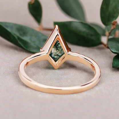 Kite cut Moss Agate engagement ring Vintage Moissanite Ring Band Art deco bridal ring Anniversary gift