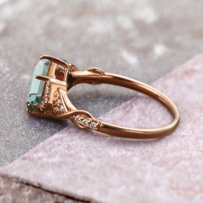 Bague de fiançailles en pierre de soleil ovale, bague de mariage unique en moissanite, cadeau pour elle