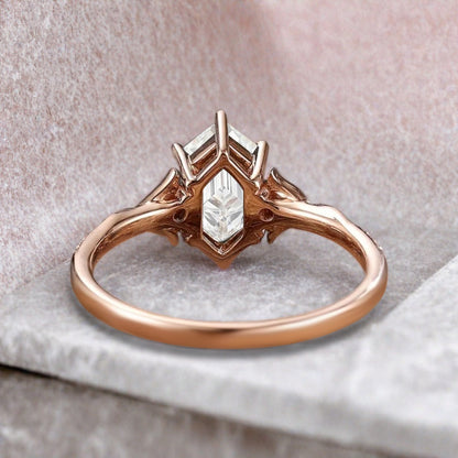 Bague de fiançailles en pierre de soleil ovale, bague de mariage unique en moissanite, cadeau pour elle