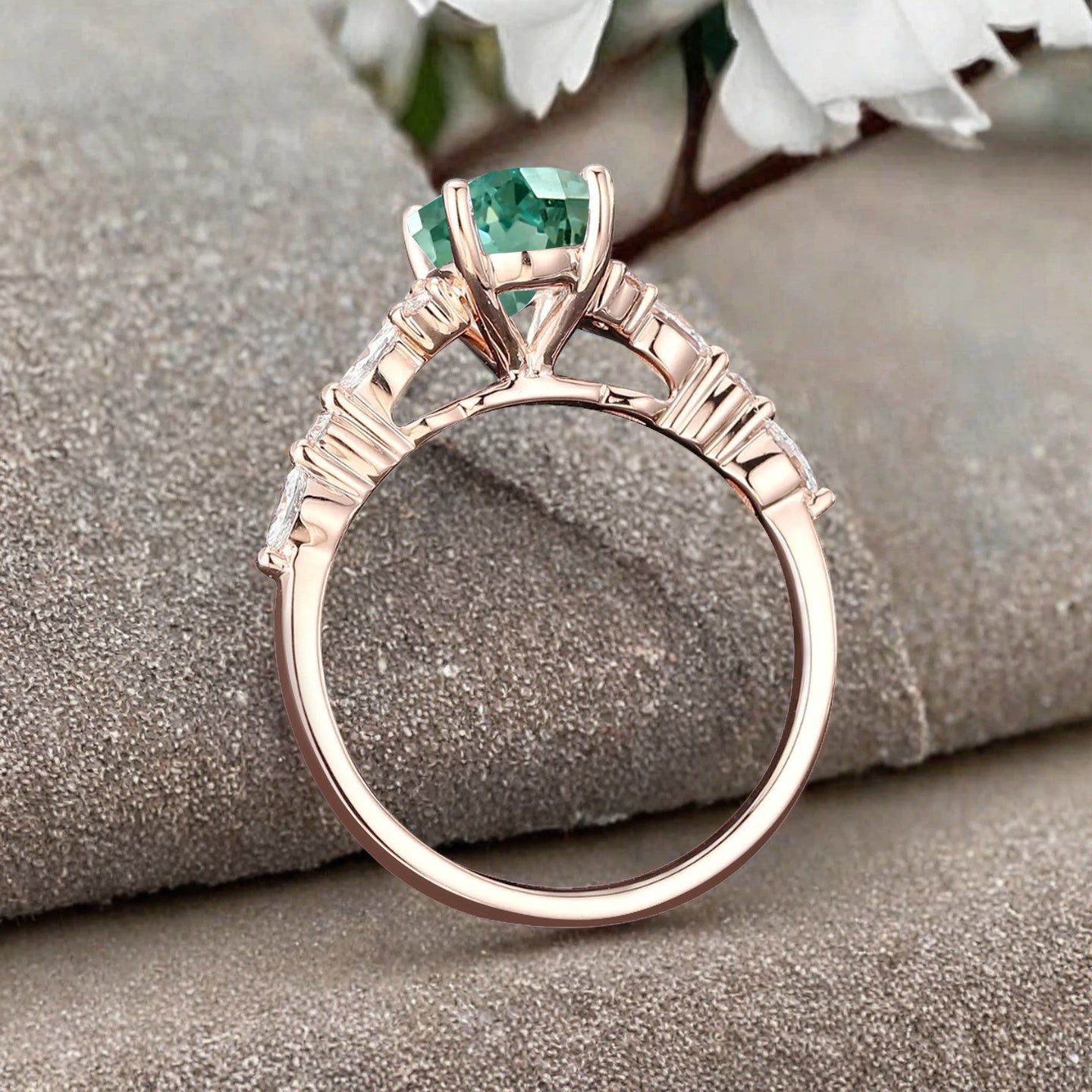 Vintage Unique Tsavorite Ring 14K Rose Gold Oval Cut Women Danity Tsavorite Moissanite Promise Ring