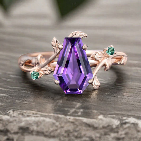 Art Deco Amethyst Leaf Design Gemstone Ring Unique Vintage Coffin Cut Emerald Engagement Ring Wedding Promise Ring For Women