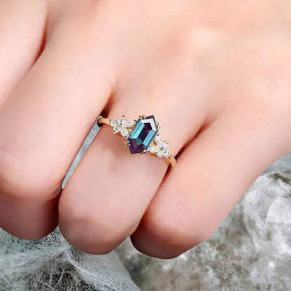 Bague de fiançailles vintage en saphir bleu-vert taille hexagonale Bague de promesse de mariage en saphir bleu-vert
