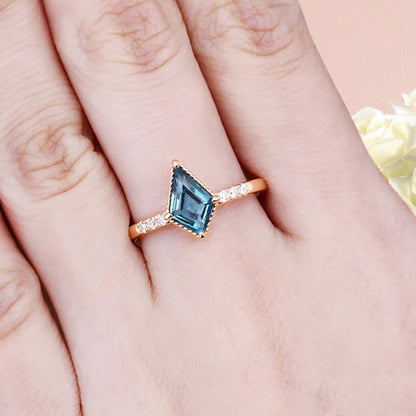 Kite cut Aquamarine engagement ring Vintage Moissanite Ring Band Art deco bridal ring Anniversary gift